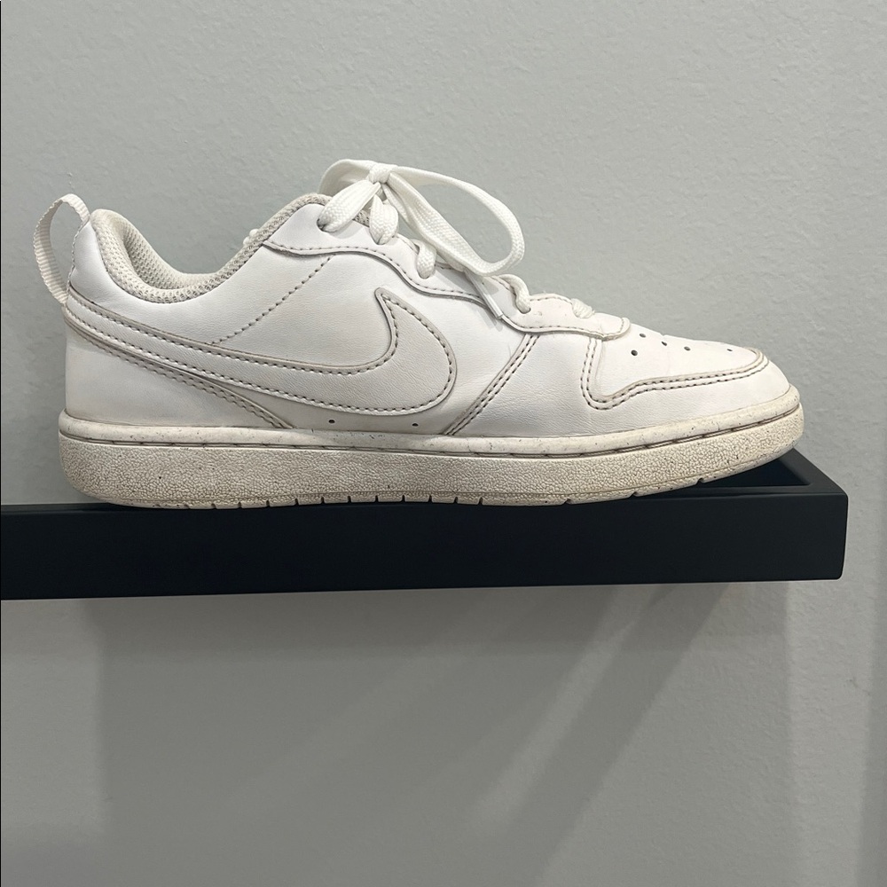 White Air Force 1! NIKE